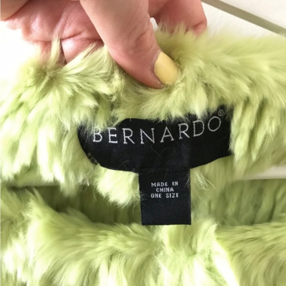 Vintage Rabbit Fur Lime Green Poncho/Cape - Picture 3 of 3